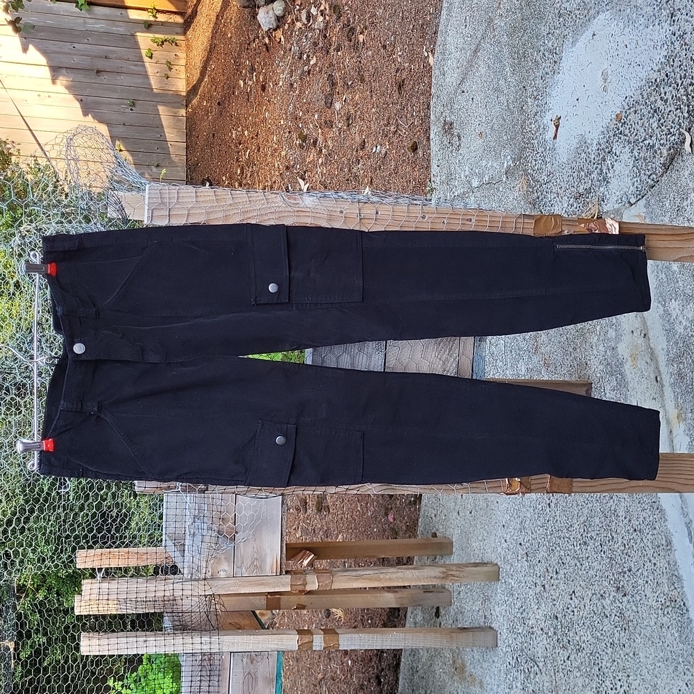 NWOT London Jean Velvet Stretch Cargo Pants